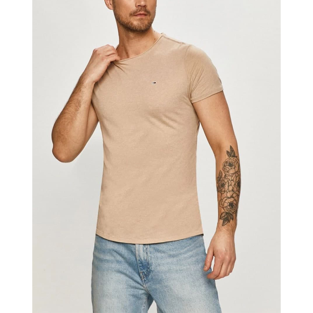 

Футболка Tommy Jeans 42