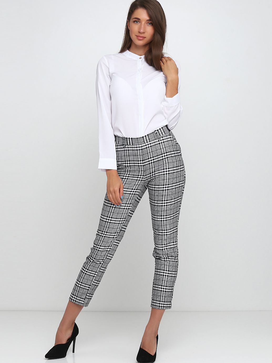 

Брюки H&M 6955459-ADHA  Черные с белым, Брюки H&M 6955459-ADHA 48 Черные с белым