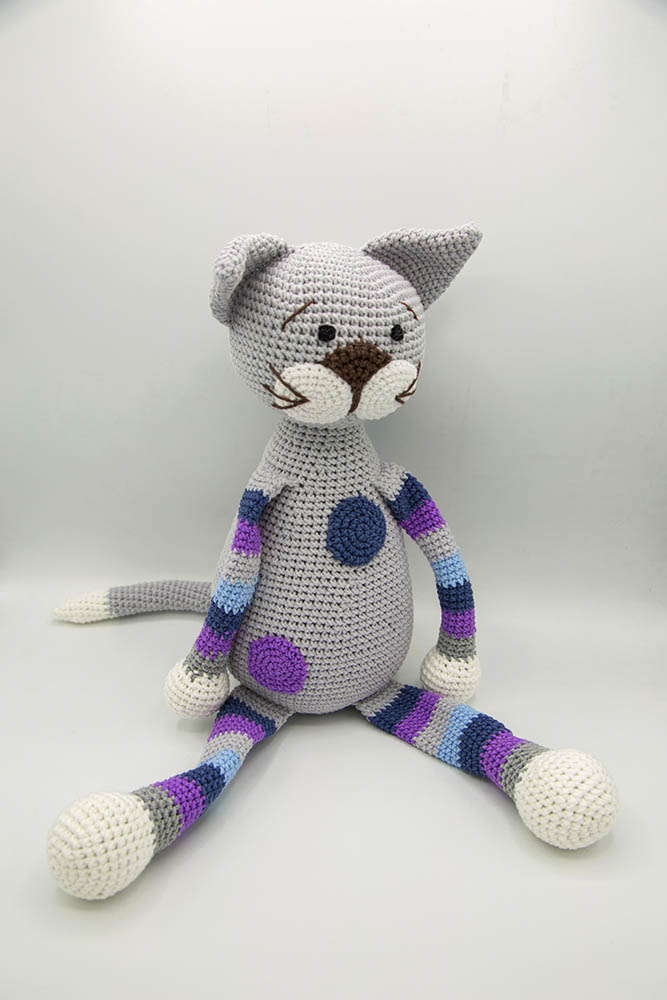 

Игрушка Kaanni Кот серый серьезный 45 см 45 Коралловый