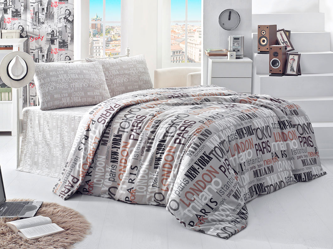

Комплект постельного белья LightHouse City Style 4 сезона Бязь голд 200х220 см / 50х70 см х 2 шт