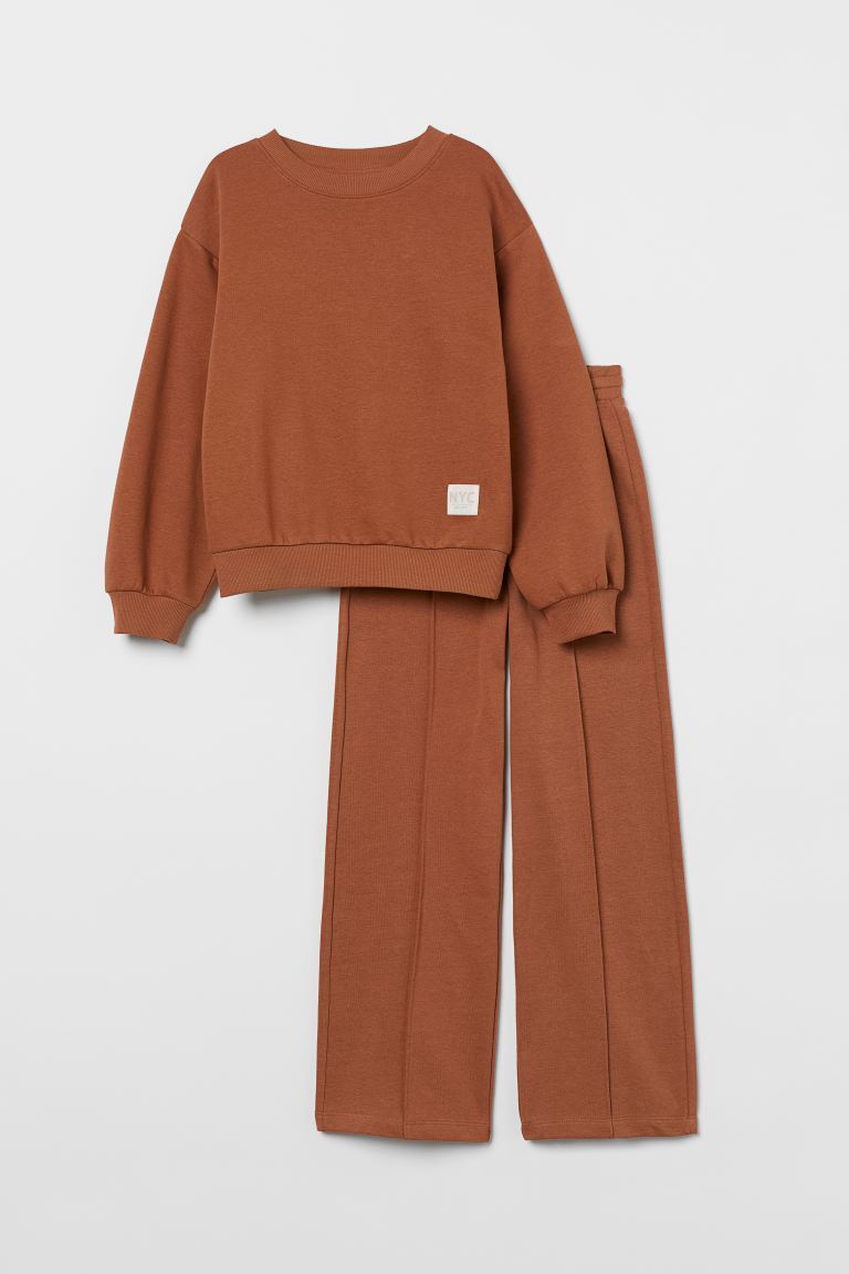 

Спортивний костюм (світшот і джогери) H&M 9S12 152 см 11-12 р Коричневий (P-6910806231174)