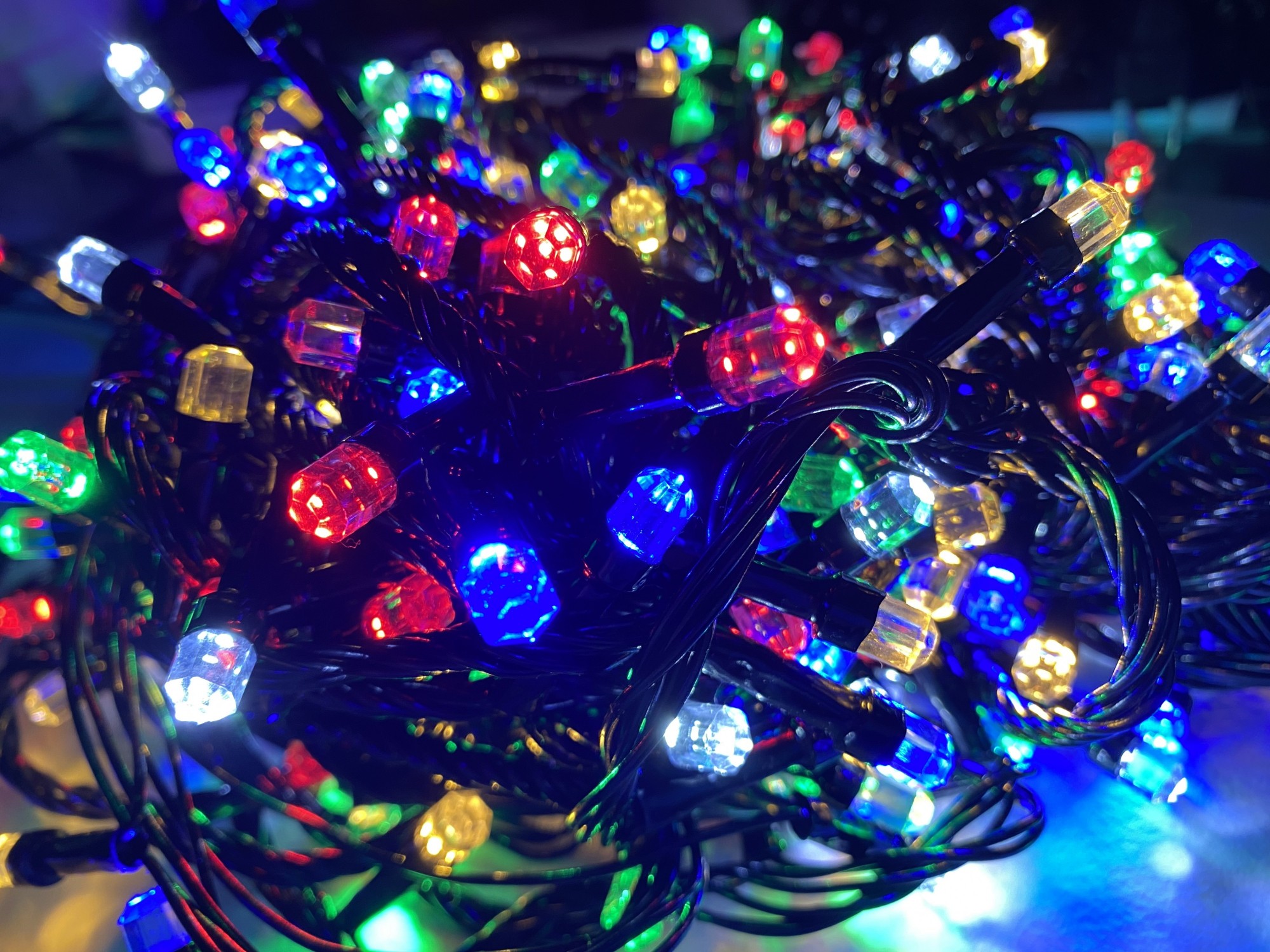

Светодиодная гирлянда Хрусталь Крупный 8мм 360 LED 24 м. Мультицвет