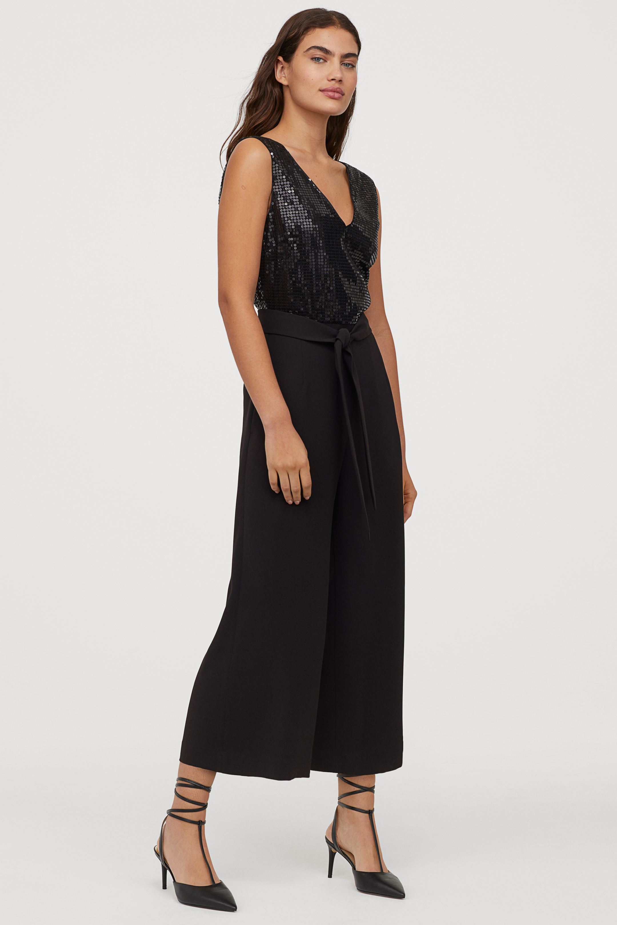 

Комбинезон H&M 34 черный блестки 7842840RP5_черный блестки