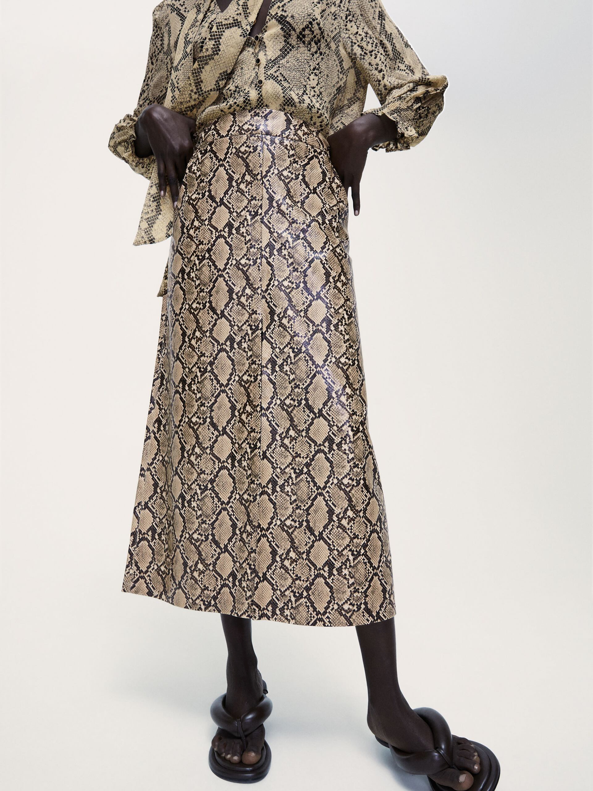 

Юбка Zara 4369/258/711 L Бежевая
