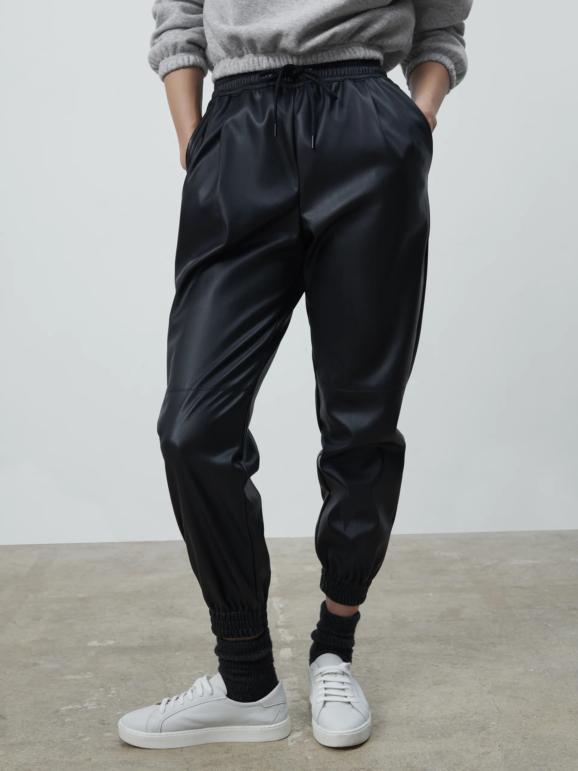 

Брюки Zara 8372/220/800 M Черные