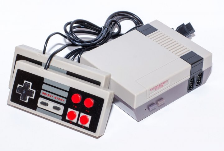 

Игровая приставка Денди 8 бит NES 620 (400 игр)