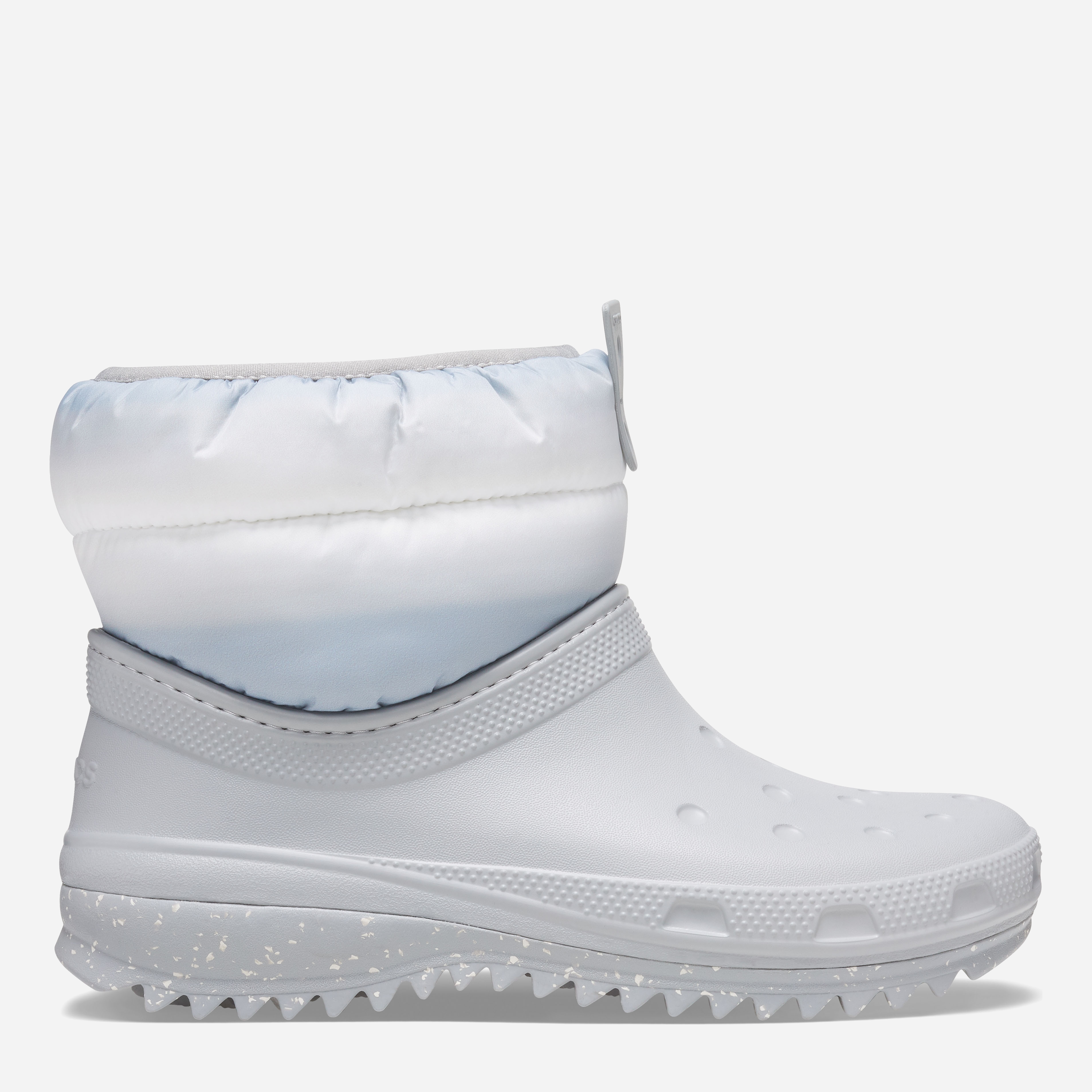 Акція на Жіночі чоботи Crocs Classic Neo Puff Shorty Boot 207311-00J 36-37 (W6) 22 см Light Grey / White від Rozetka