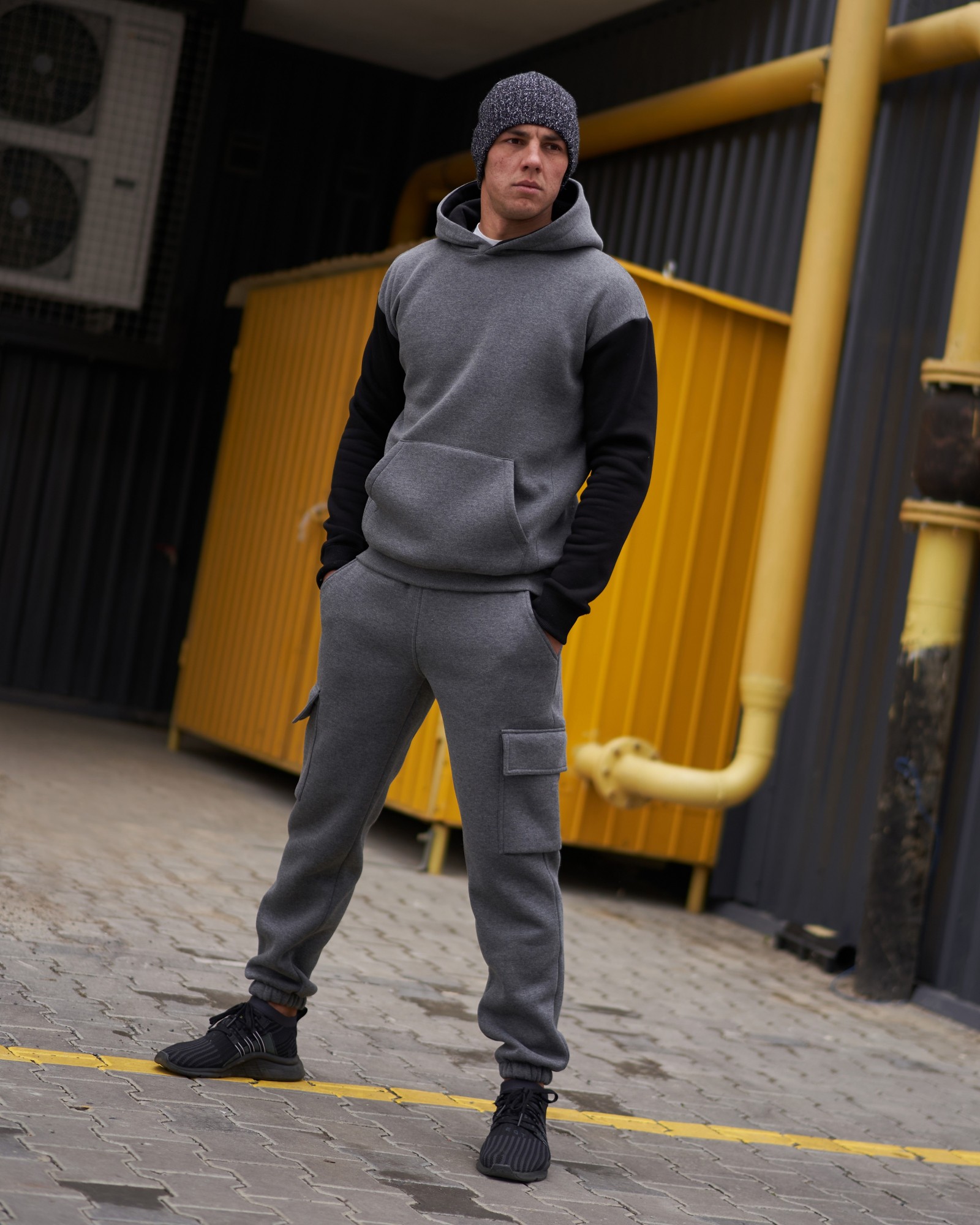 

Спортивный костюм зимний GR8 active wear модель 308w3-серо-черный размер, Спортивный костюм зимний GR8 active wear модель 308w3-серо-черный размер M