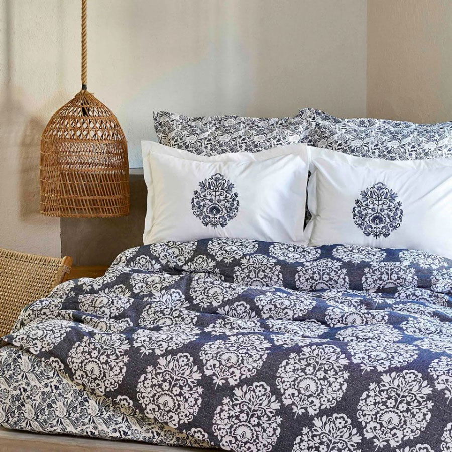 

Постельное белье Karaca Home Moni indigo с покрывалом пике Евро (с покрывалом 200х220 см) турция, хлопок, жаккард