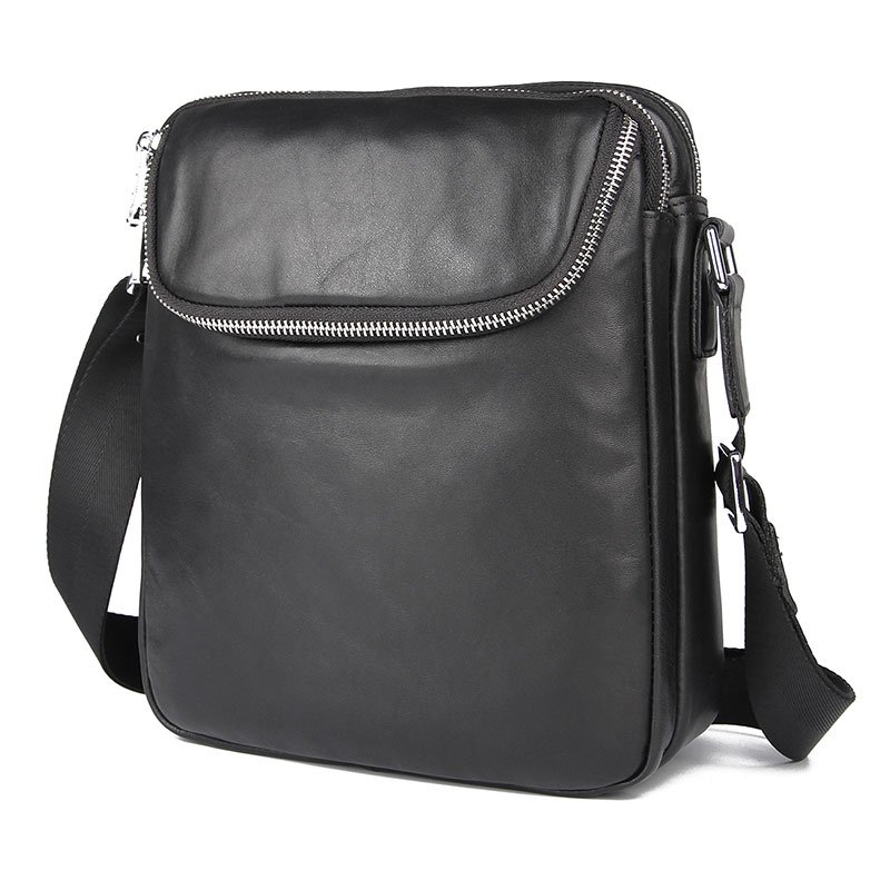 

Кожаная мужская сумка Vintage 22х25,5х5 см Черный