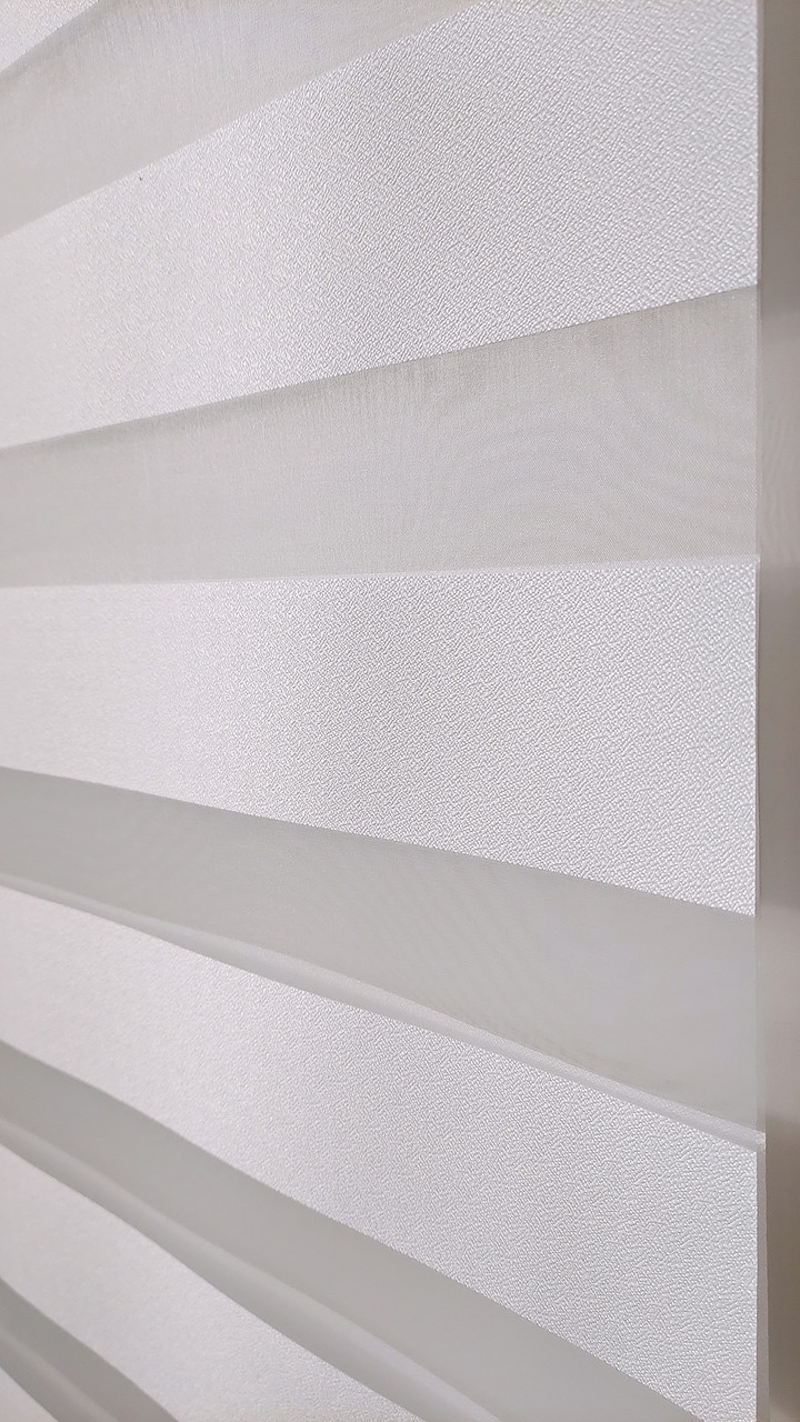 

Рулонная штора Miranda День-ночь BН DN-4010 72,5*160 см Белый