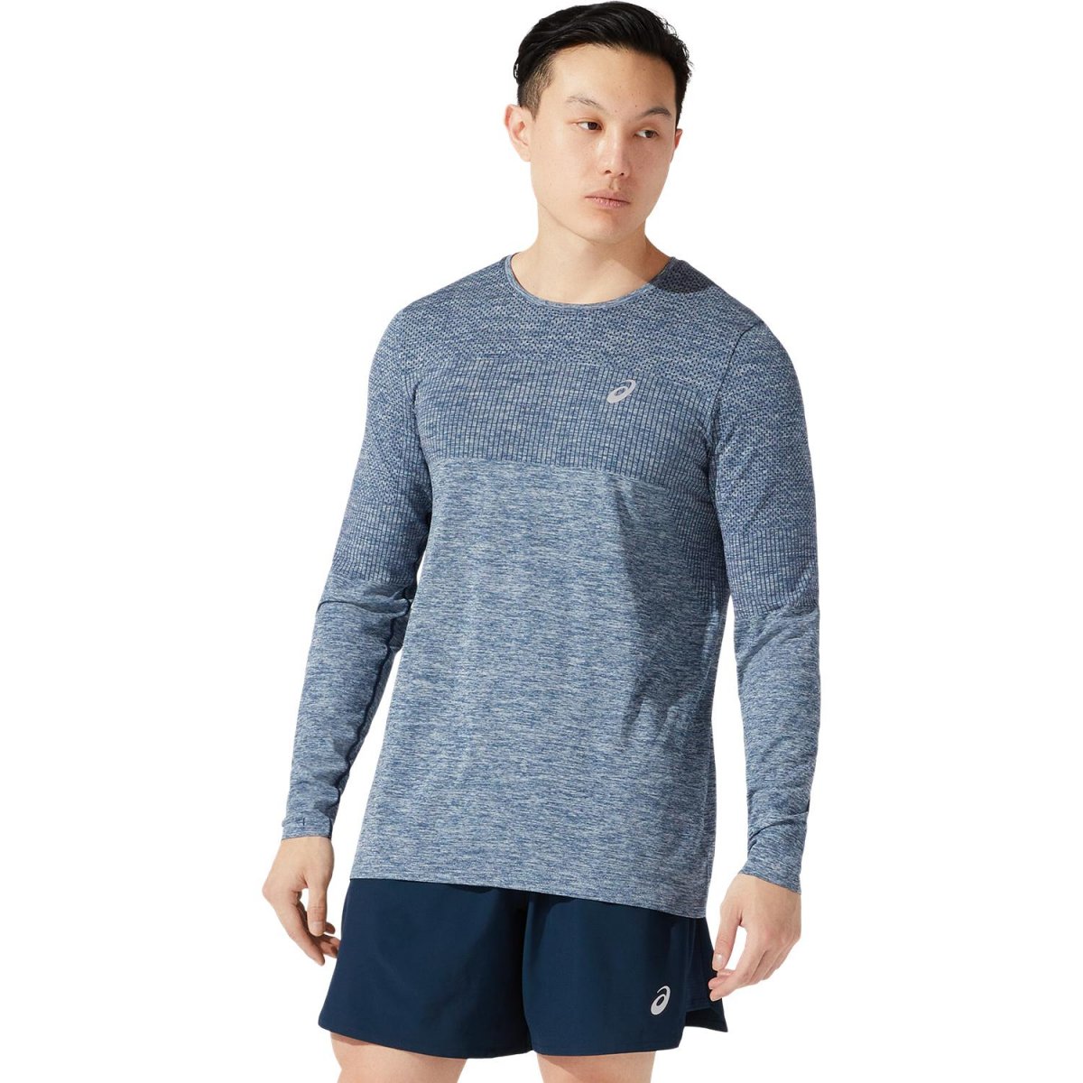 

Лонгслив Asics RACE SEAMLESS LS  синий c-2011A782-401, Лонгслив Asics RACE SEAMLESS LS M синий c-2011A782-401