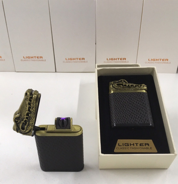 

Зажигалка USB дуговая электроимпульсная HLV ZA-404 Black/Gold