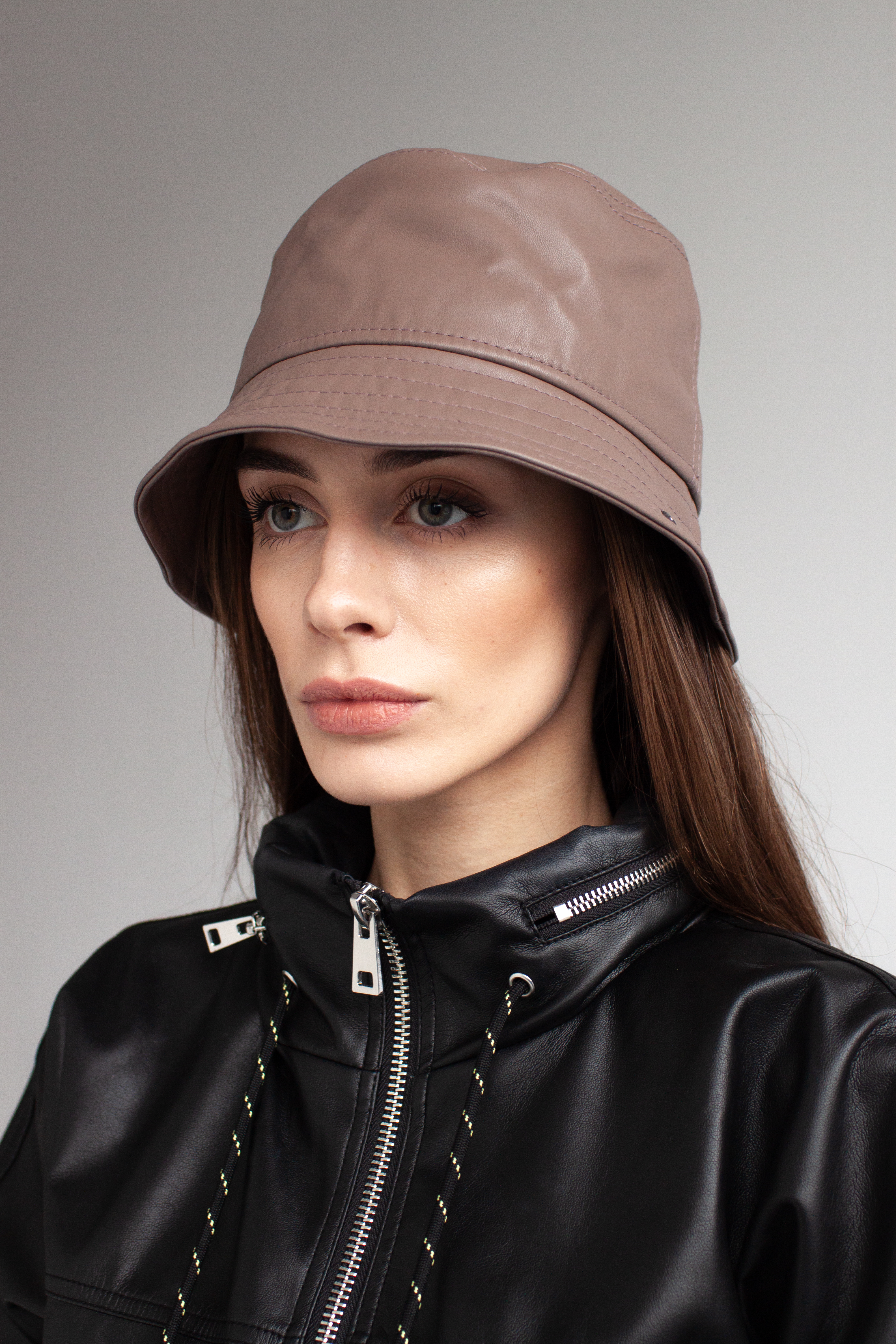 

Панама FAMO PN-2946 56-57 Светло-шоколадный 56-57 (PN-2946)