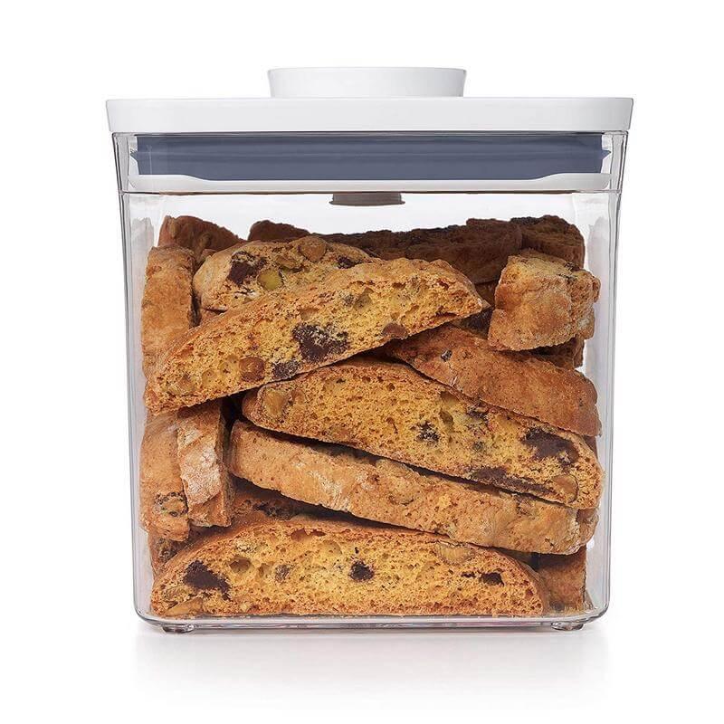 

Емкость для хранения со всплывающей кнопкой OXO Food Storage 2.6 л 11233600