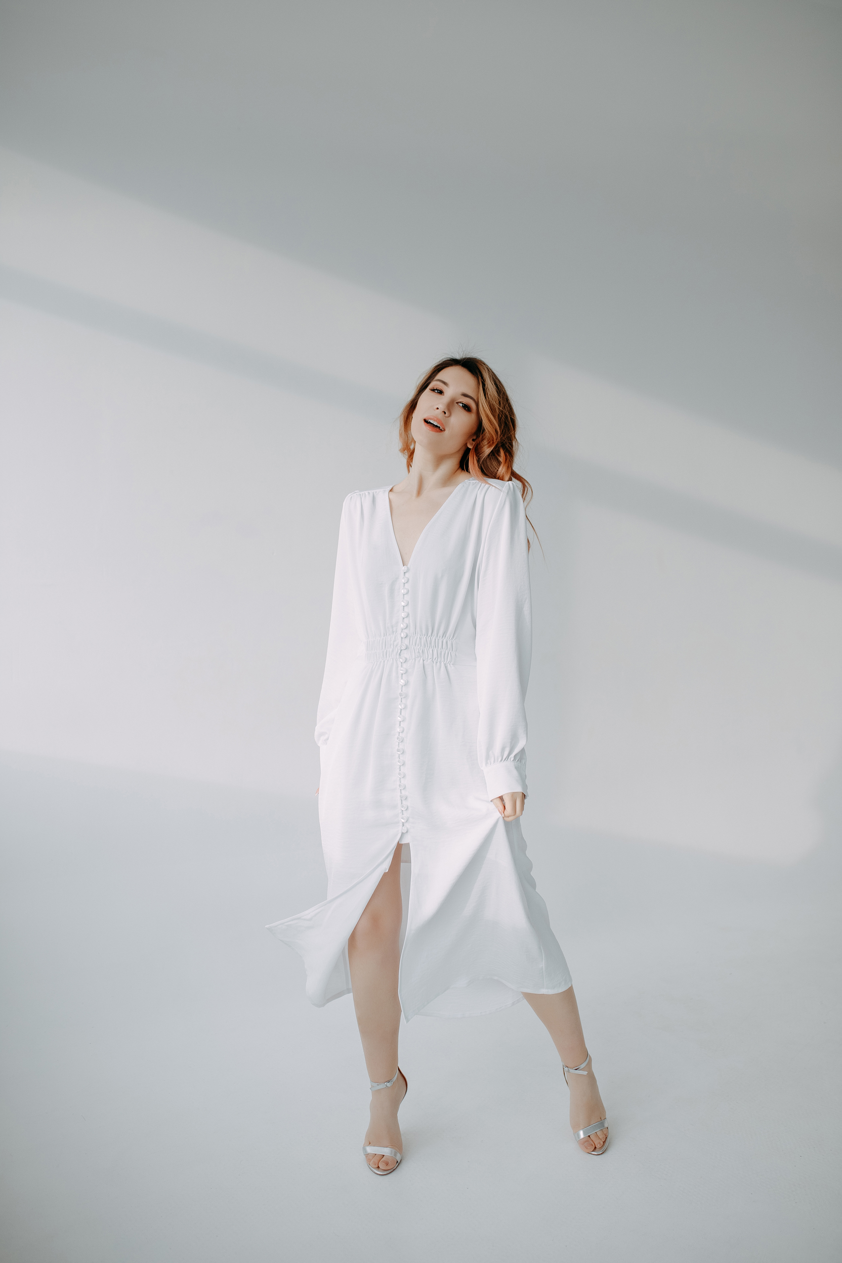 

Платье Wear me на резинке с пуговицами XL Белый 1w/19/10