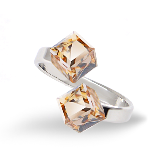 

Кольцо KOBI KOSTKA со Swarovski модели 7770-3003-06-32