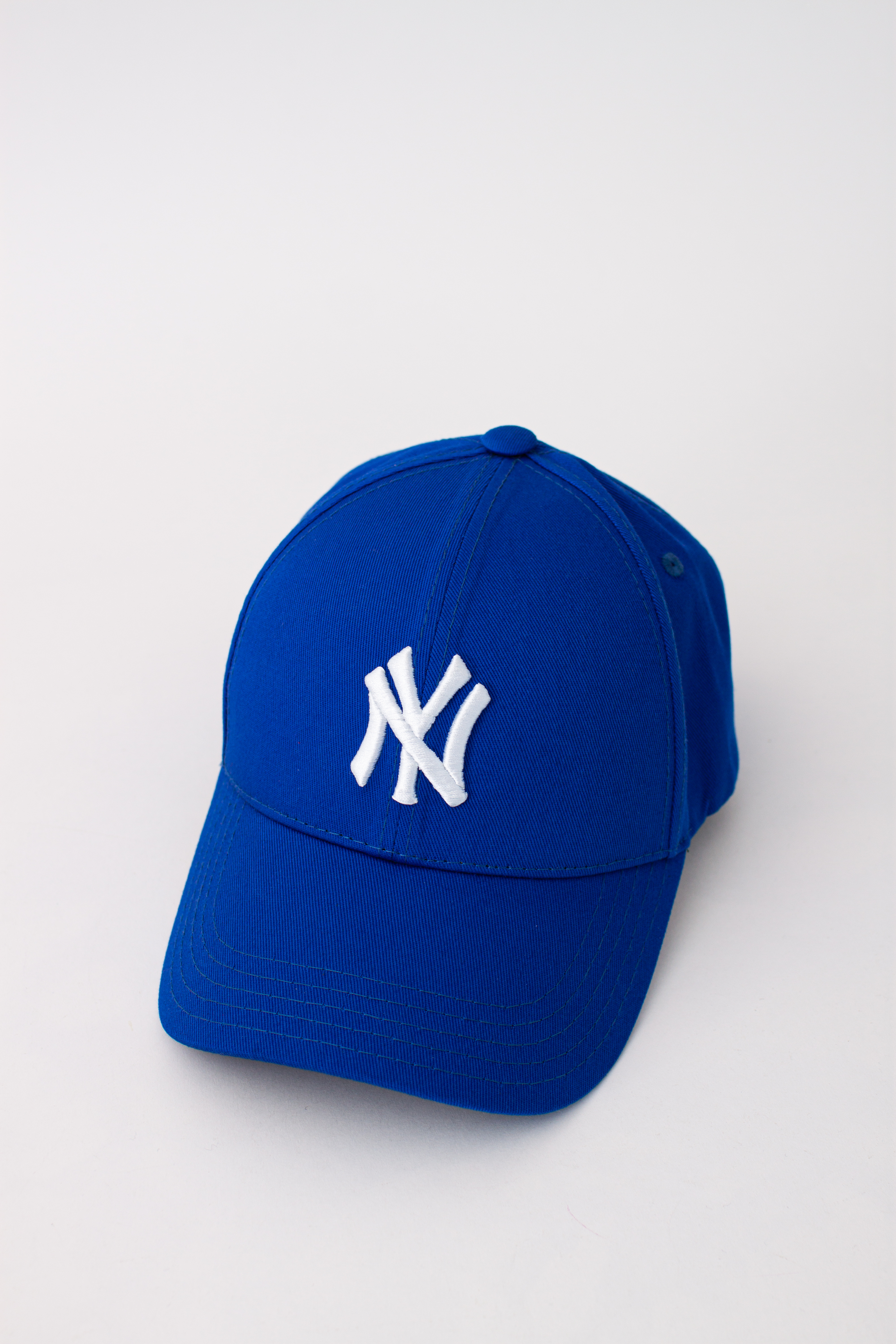 

Бейсболка FAMO BK-4868 Сине-белый L/XL L/XL (BK-4868)