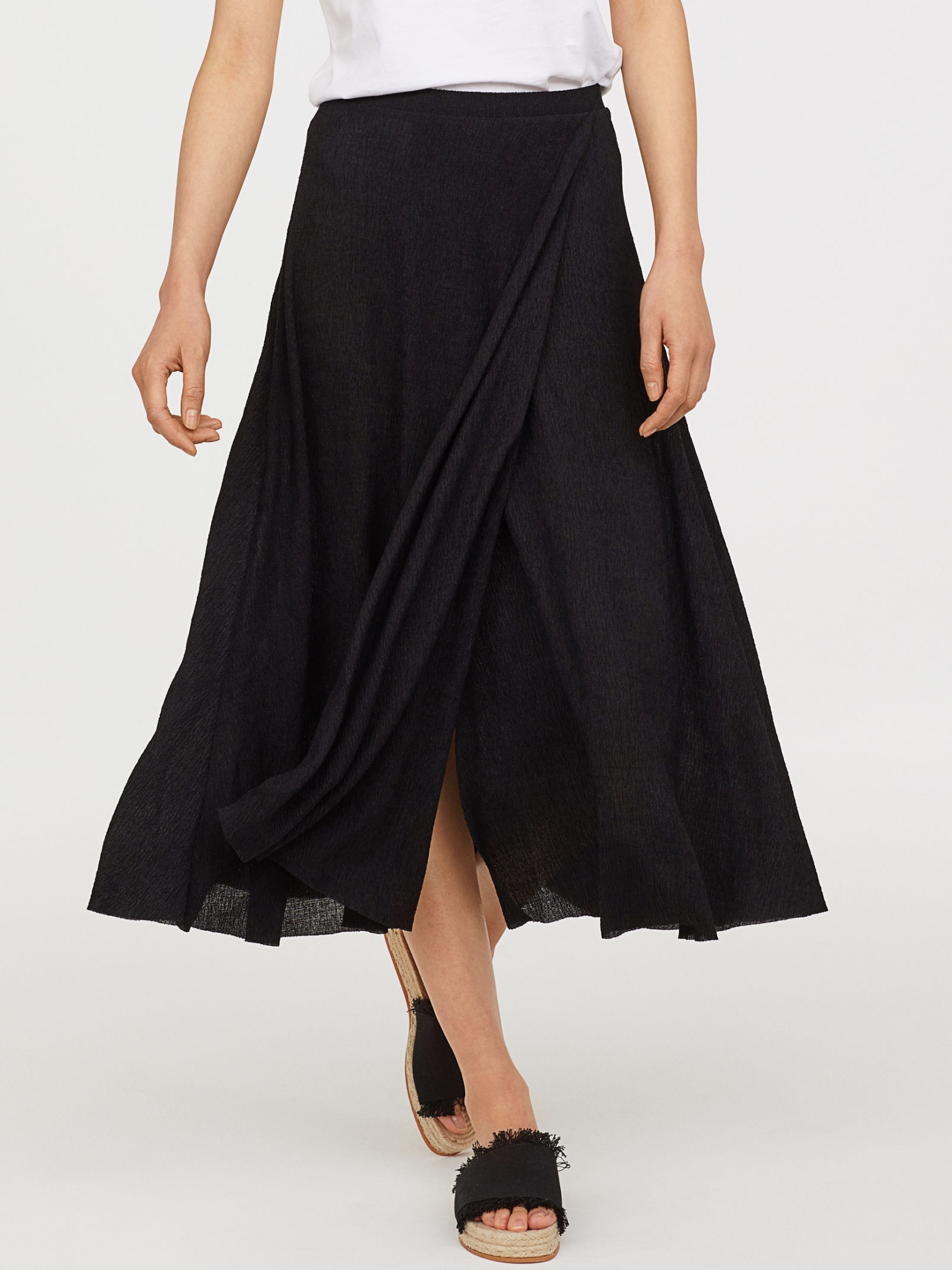 

Юбка H&M 6890818-AAAD 40 Черная