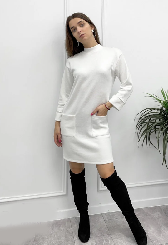 

Женское теплое платье GF08992 р42/44 белое
