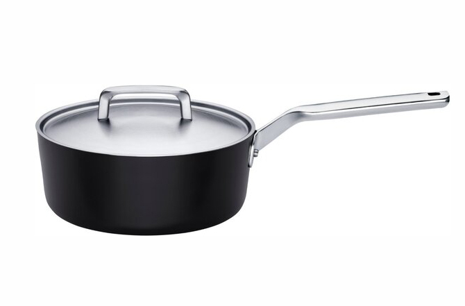 

Ковш Fiskars Rotisser 1,6 л 1023754