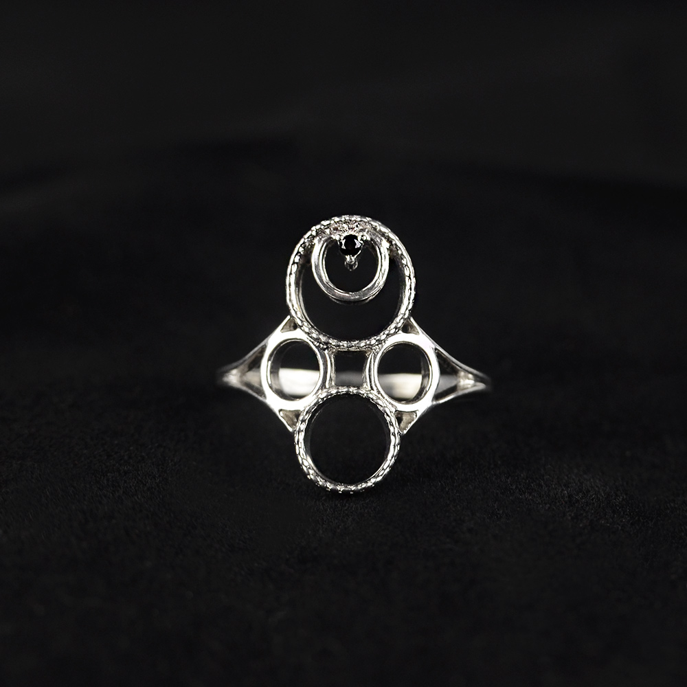 

Серебряное кольцо родированное k-38 16