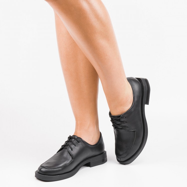 

Туфли Winner Boots с квадратным носком черные 124-00 39