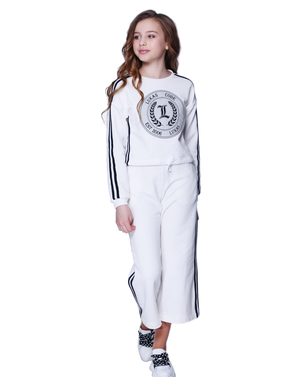 

Комплект с вышивкой Lukas Kids 134 молочный(21151мол)