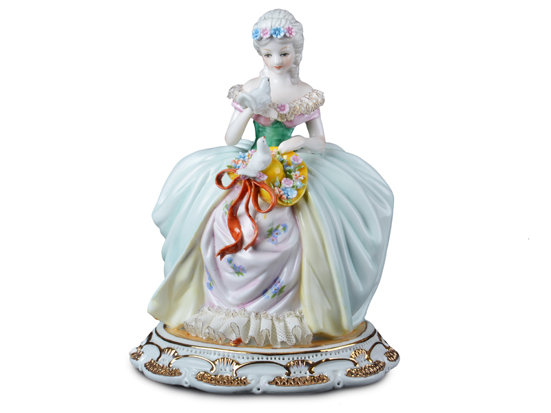 

Фигурка декоративная Elen Леди и голубь 101-672-1, 25см