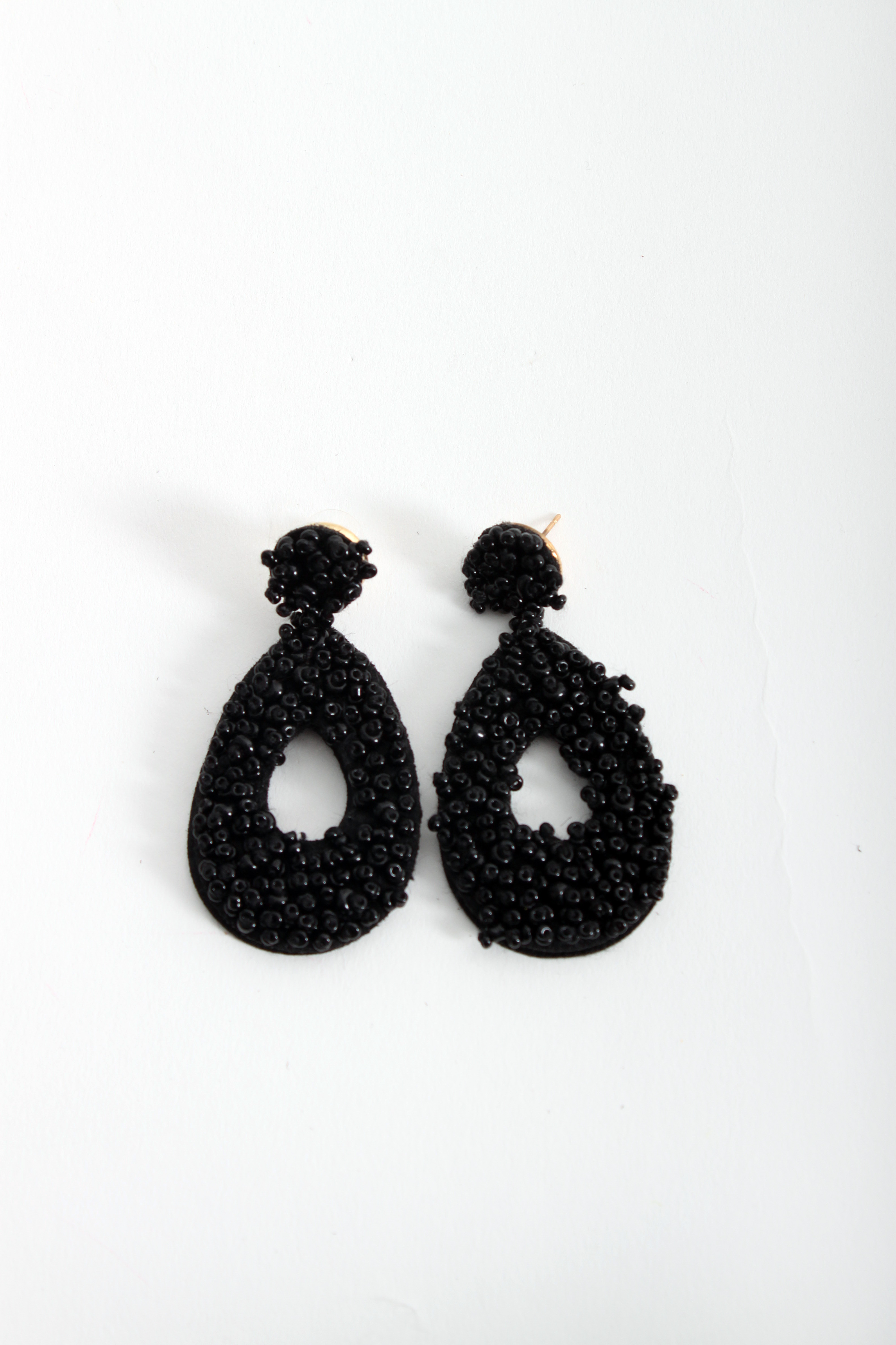 

Серьги подвески FAMO Сережки підвіски SER-21109 Черный Длина 7(см)/ Ширина 3.4(см) (SER-21109)