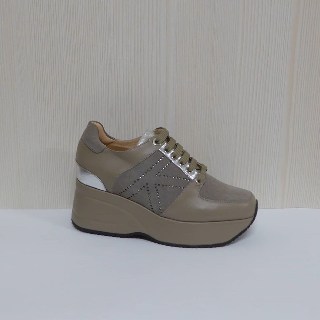 

Кросівки Kelton 37 Коричневі 6456