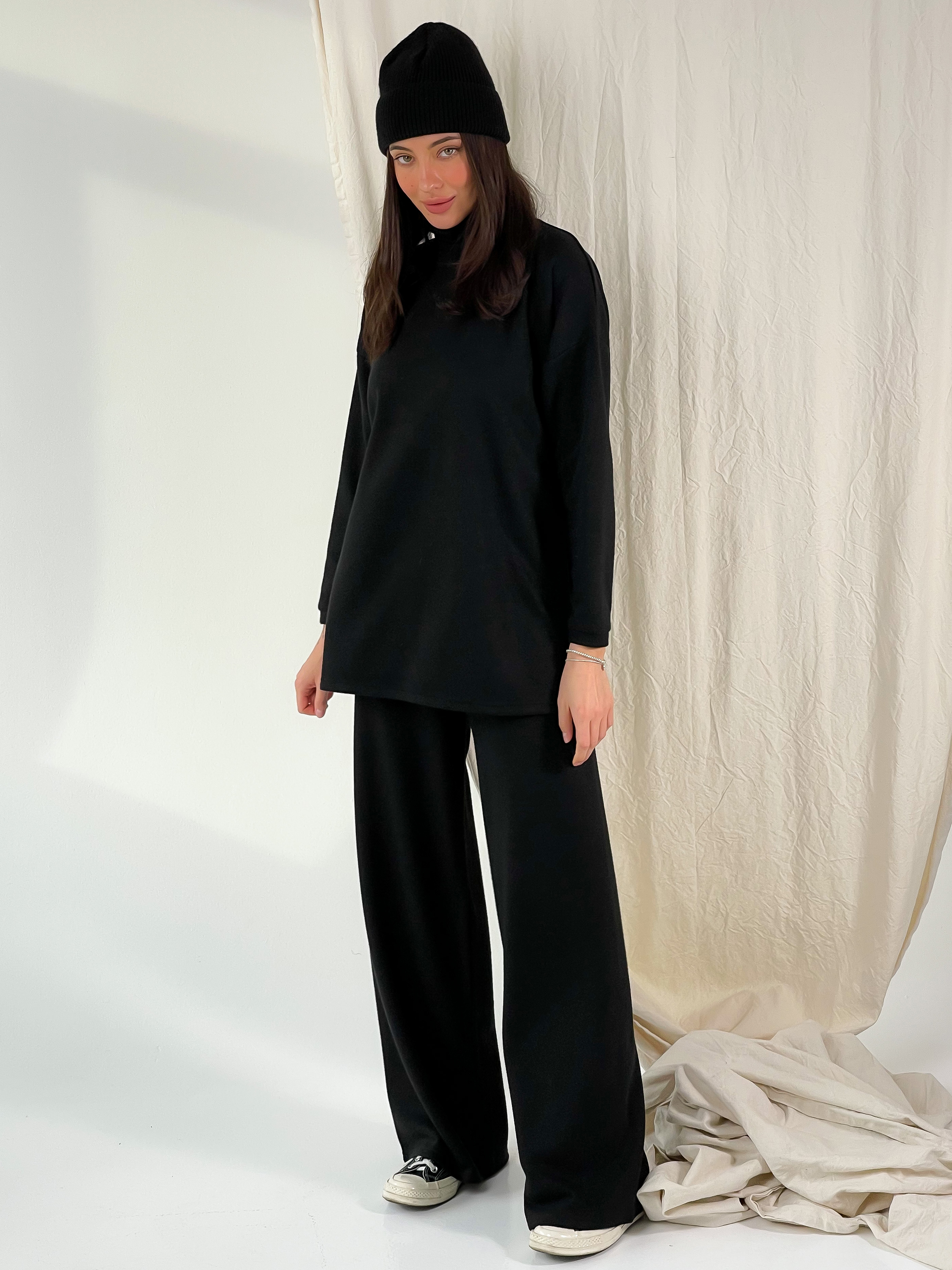 

Костюм (водолазка + брюки) LiLove 061-4 - (L-XL) Черный, Костюм (водолазка + брюки) LiLove 061-4 46-48 (L-XL) Черный
