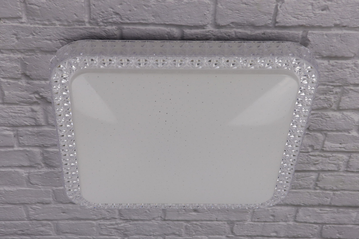 

Светильник Sunnysky потолочный Led с пультом Белый 5х35х35 см YR-W71139B/350-sq-YV