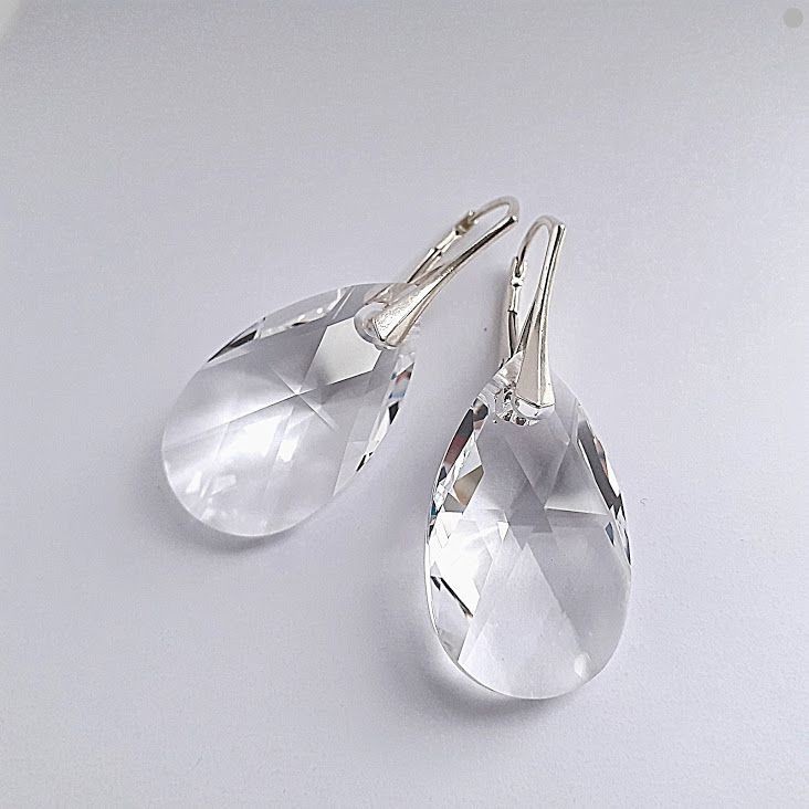 

Серьги Hand Made с крупными камнями Swarovski цвета Crystal