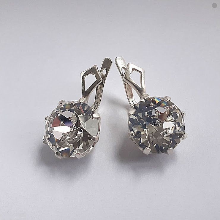 

Сережки Hand Made с бриллиантами Swarovski
