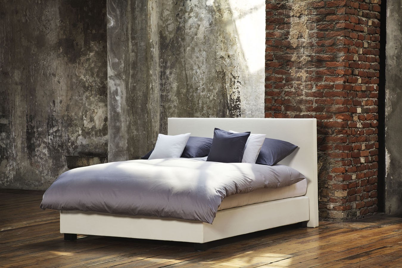

Комплект постельного белья Царский Дом Light Gray сатин 145х215 см