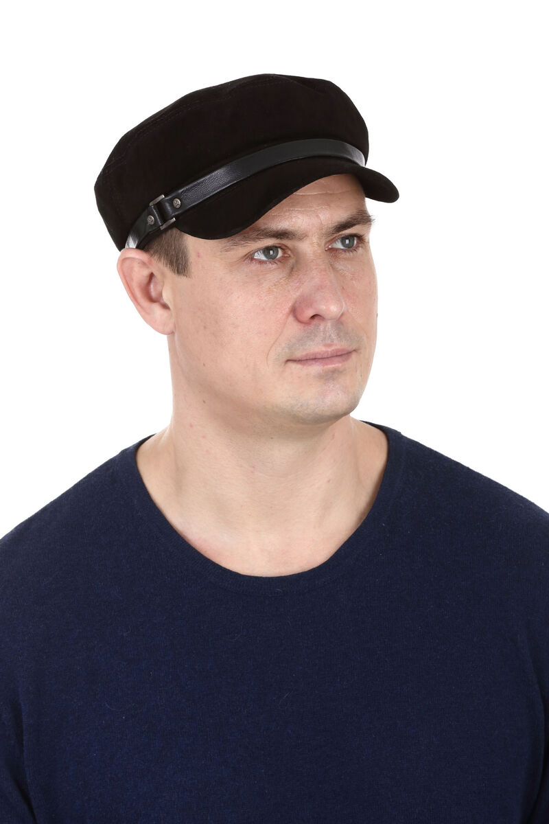 

Капитанка из замши с кожаной отделкой LF Label