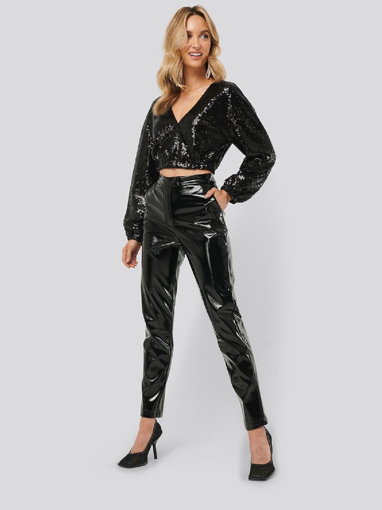 

Брюки лакированные NA-KD 1641000016  Черный, Брюки лакированные NA-KD 1641000016 M Черный