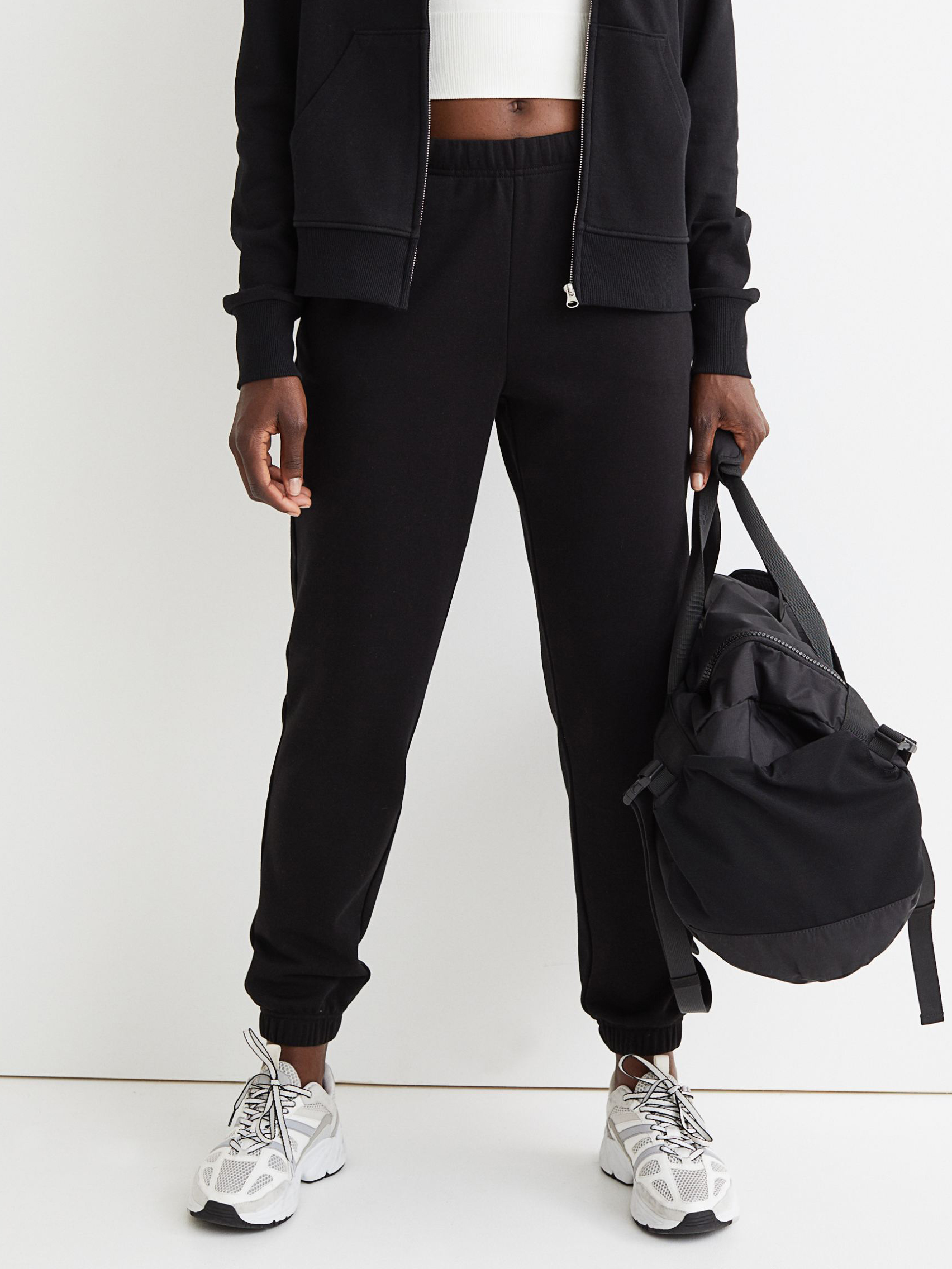 

Спортивные штаны H& 931916  Черные, Спортивные штаны H&M 931916 M Черные