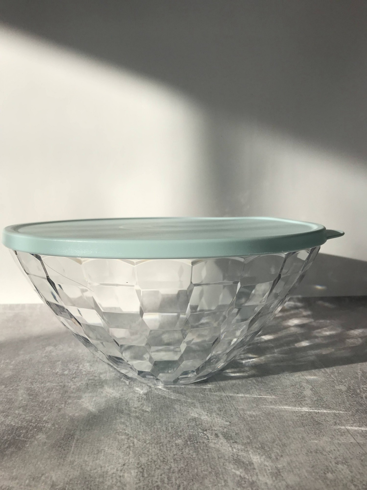 

Сервировочная коллекция Бриллиант, Чаша 2 л + Салатная пара, Tupperware