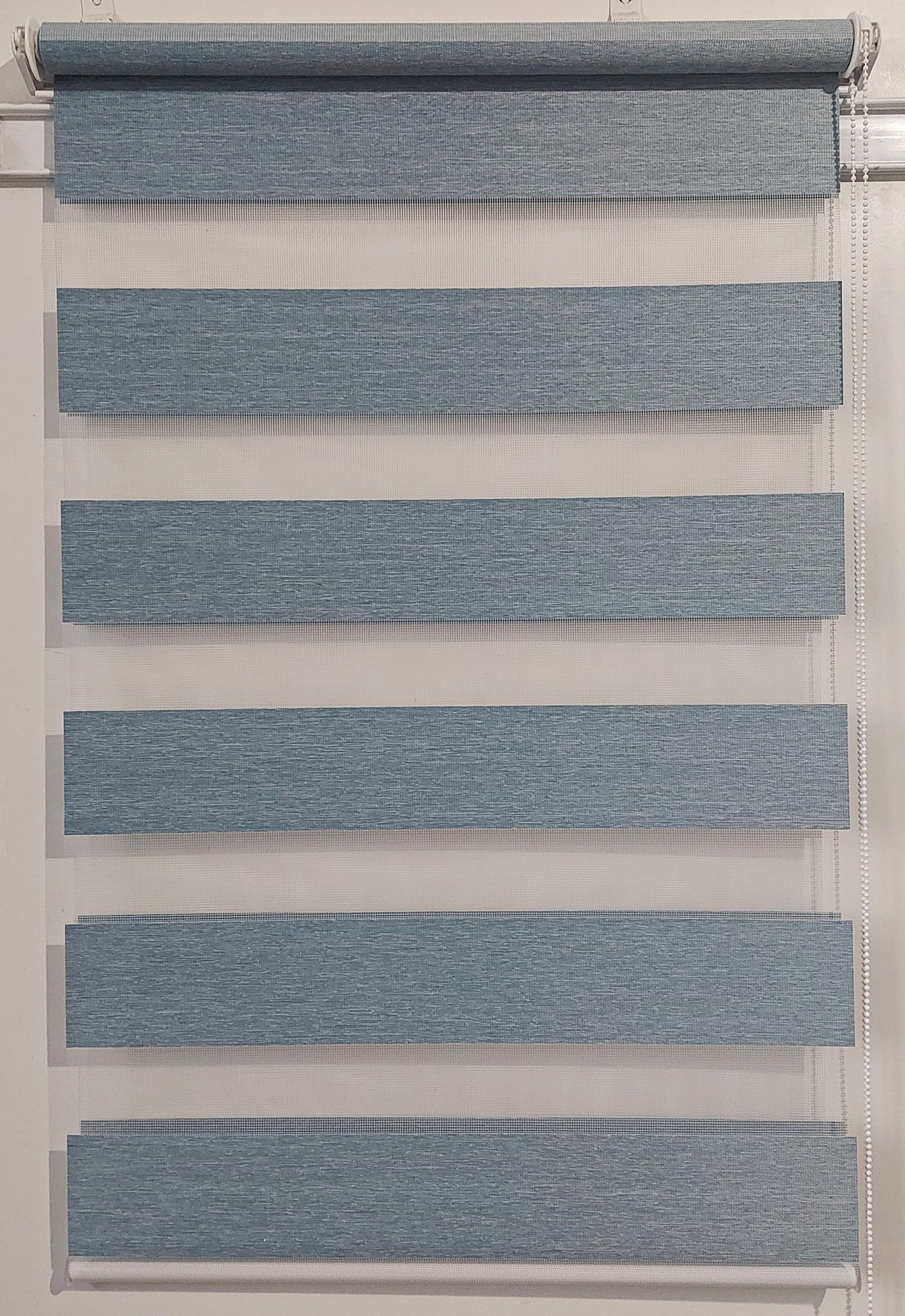 

Рулонная штора Miranda День-ночь Z-075 65*130 см Серо-синий