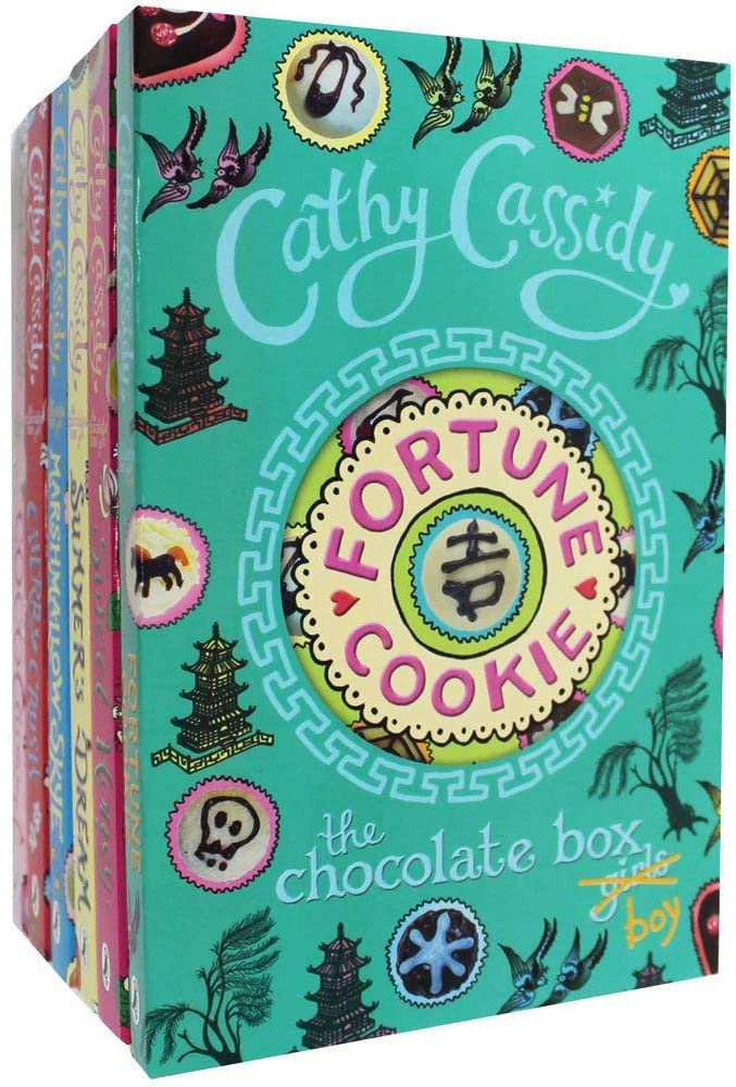 

Книга на английском языке The Chocolate Box Girls Collection (6 Books) от автора Cathy Cassidy и издательства Penguin Books из Великобритании