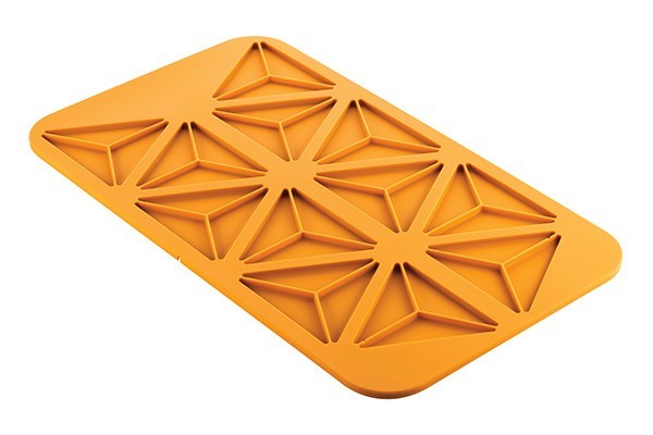 

Форма силиконовая для декора 103x95 мм, h 5,5 мм Silikomart (TRIANGOLO 3.0)