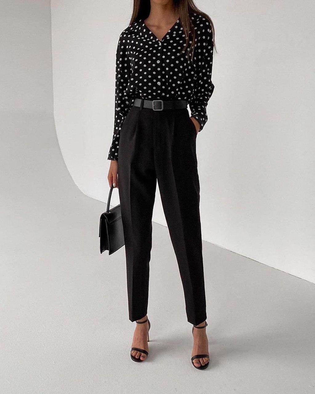 

Fashions • Женские брюки Джиллиан Fashions  (44-46) черный (2746, Fashions • Женские брюки Джиллиан Fashions M (44-46) черный (2746)
