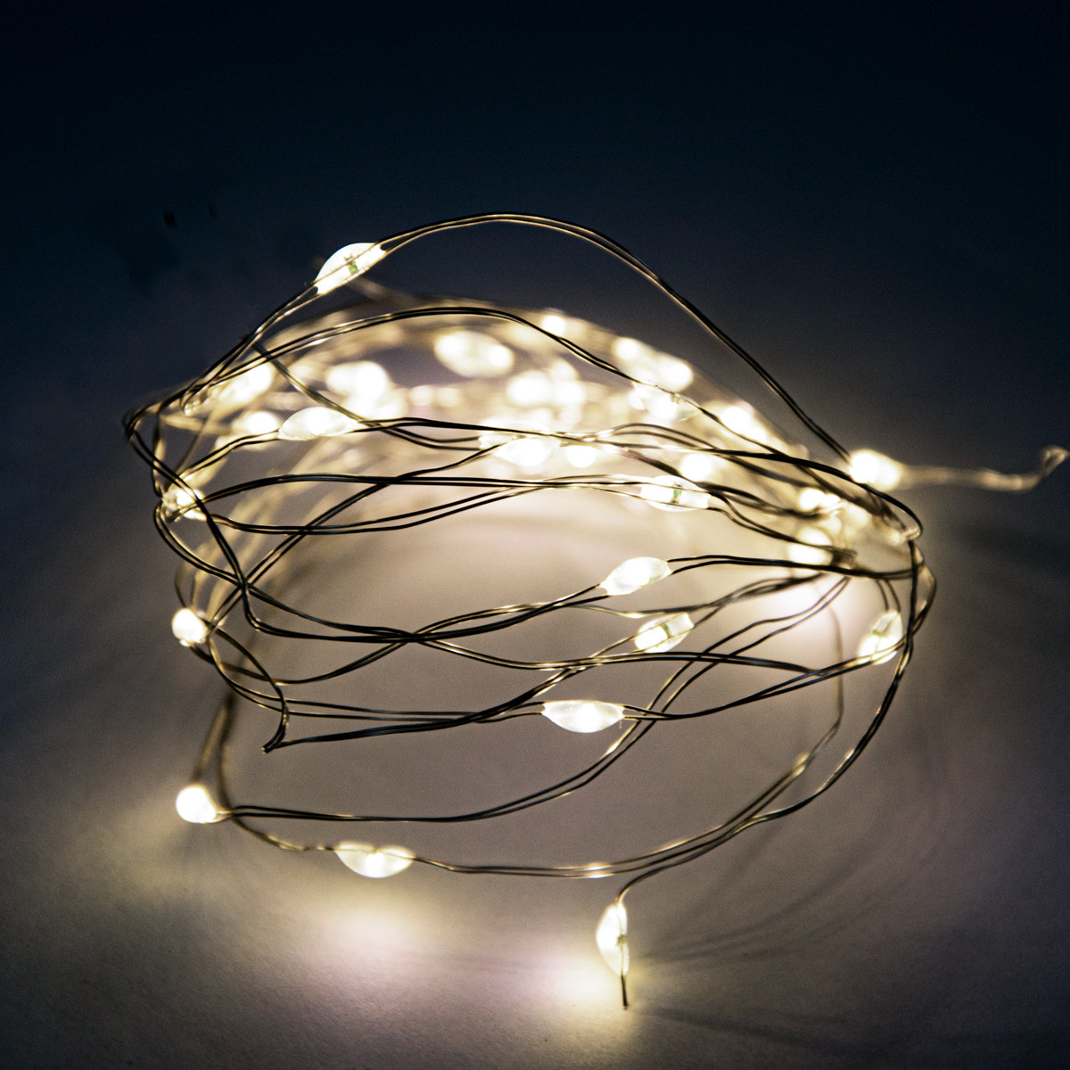 

Светодиодная гирлянда нить Саме То 30 LED 3м "LED copper Капля росы" на батарейках Теплый белый