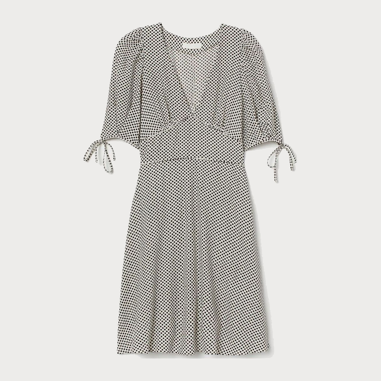 

Платье H&M 0865678 38 Черное с белым
