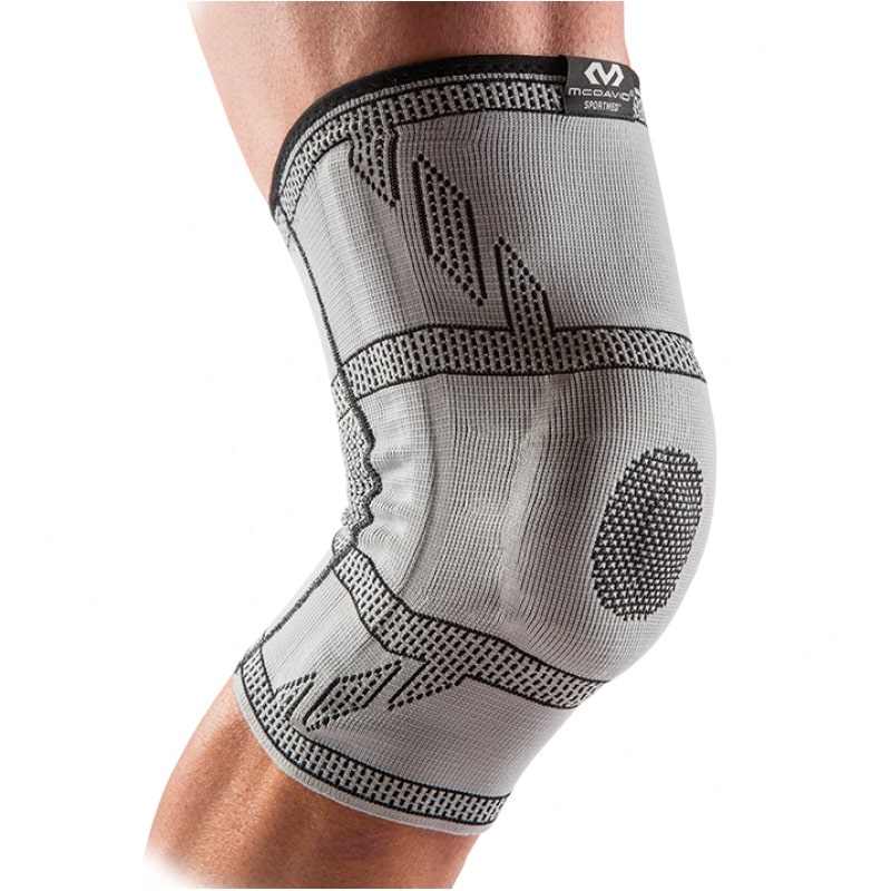 

Поддержка колена с пружинами и кольцом McDavid Elastic Knee Sleeve 5133 (M)