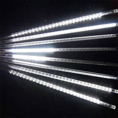 

Светодиодная гирлянда Тающие сосульки (Метеоритный дождь) на 288 Led электрическая белая 4,1 м