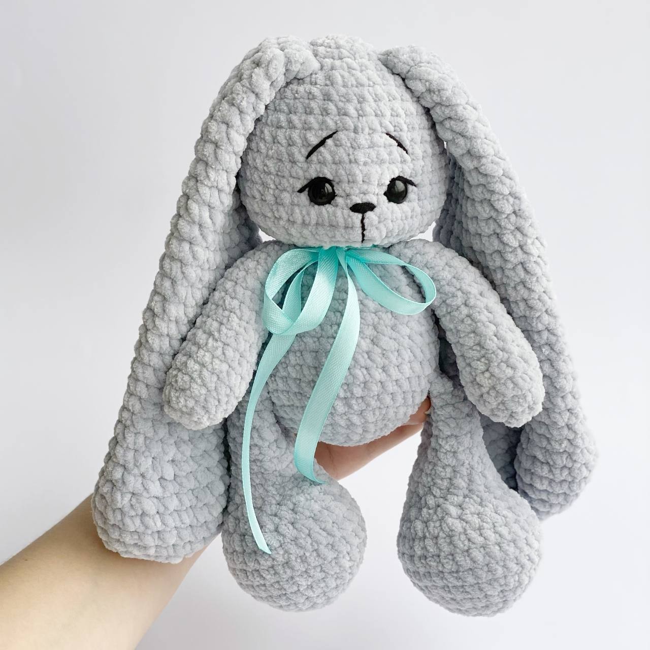 

Вязанная игрушка Баловень Bunny Tosha Gary
