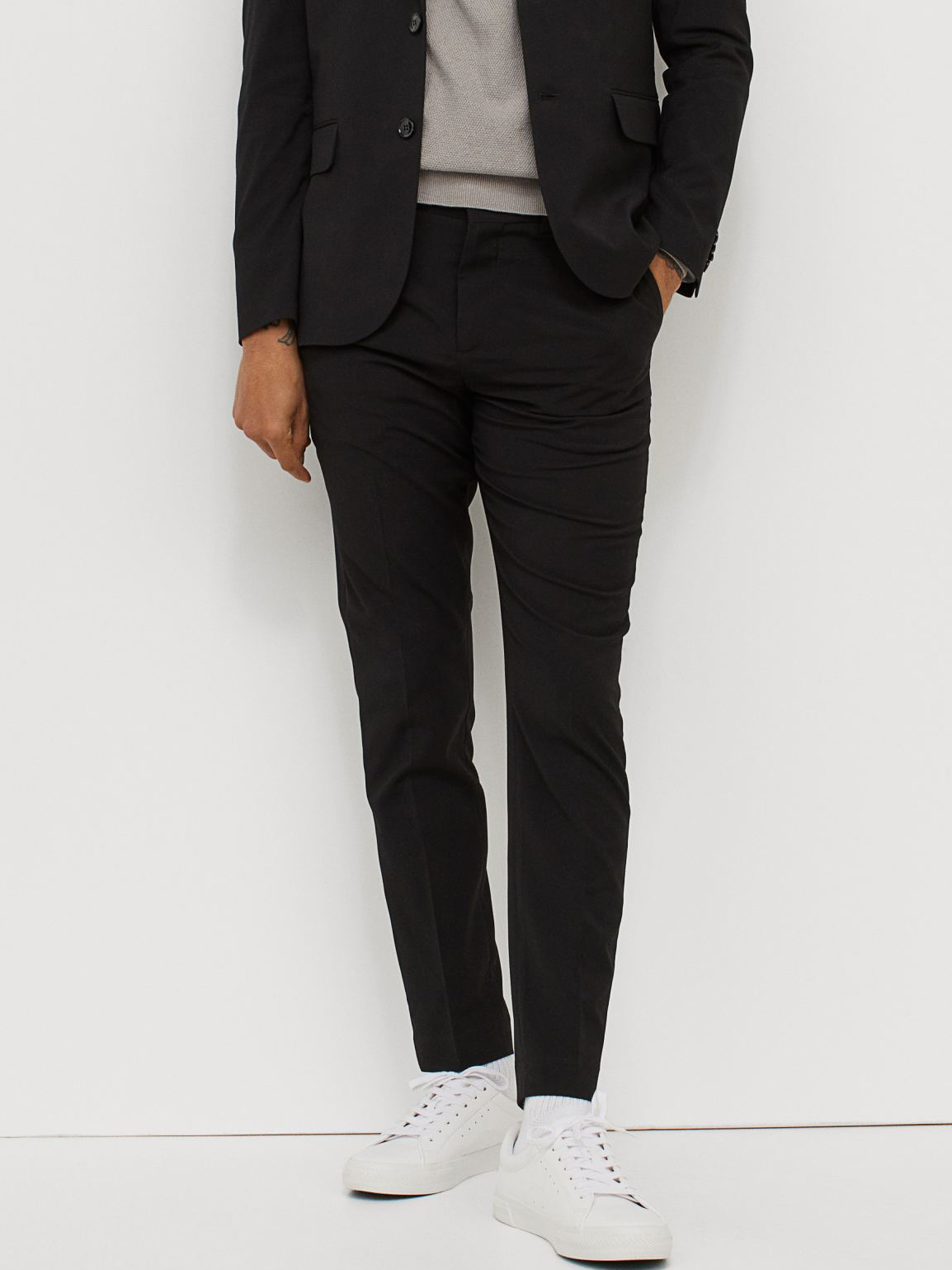 

Брюки H&M 1211-7140320  Черные, Брюки H&M 1211-7140320 52 Черные